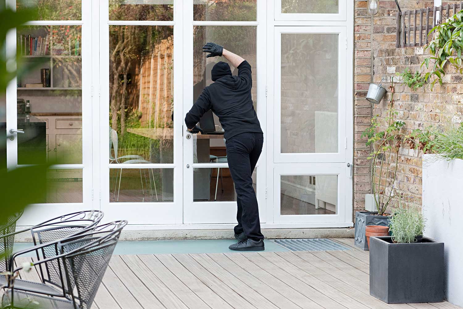 Burglar-Proofing Your Home with Smart Technology